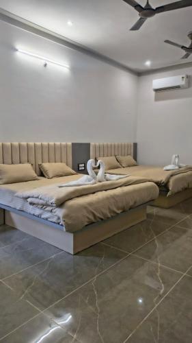 shree vallabh resort