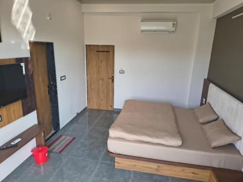 shree vallabh resort