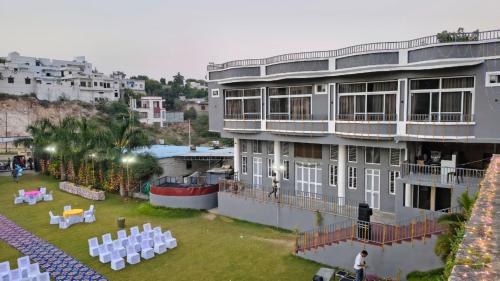 shree vallabh resort
