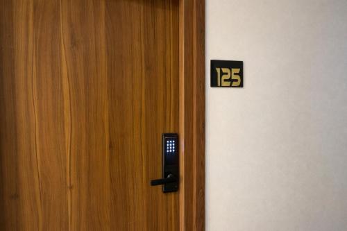 konnect inn pod hotel