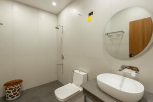 konnect inn pod hotel