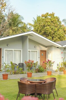 trishvam palolem beach resort