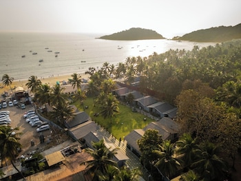 trishvam palolem beach resort