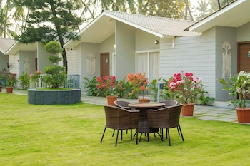 trishvam palolem beach resort