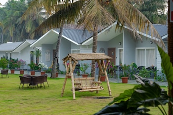 trishvam palolem beach resort