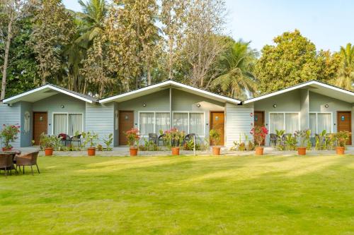 trishvam palolem beach resort