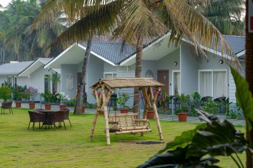 trishvam palolem beach resort