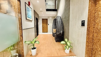 Hotel Citadel Inn,,2 star