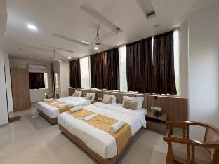 hotel silver bell