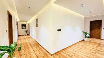 Hotel Cocodan,,2 star