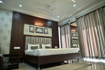 Hotel Ratan Mahal Palace,,2 star