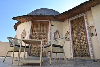 Hotel Ratan Mahal Palace,,2 star