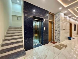 Hotel Krishna Kripa Palace,,2 star