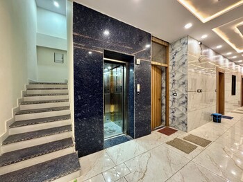 hotel krishna kripa palace
