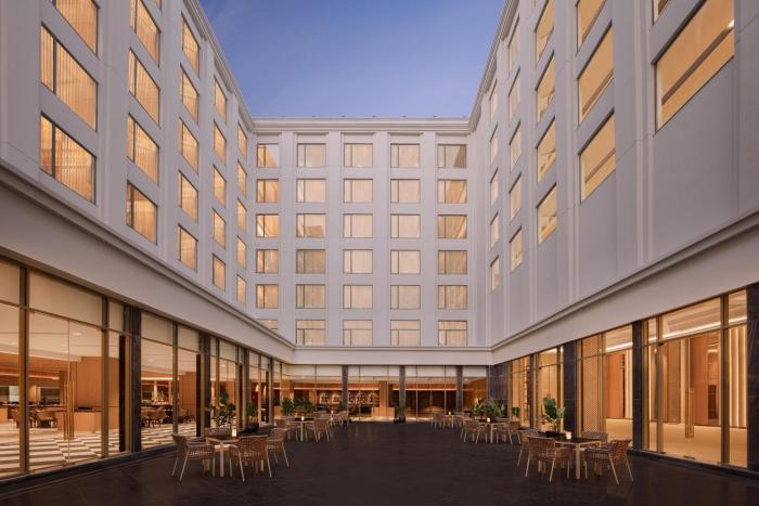 doubletree by hilton bengaluru airport