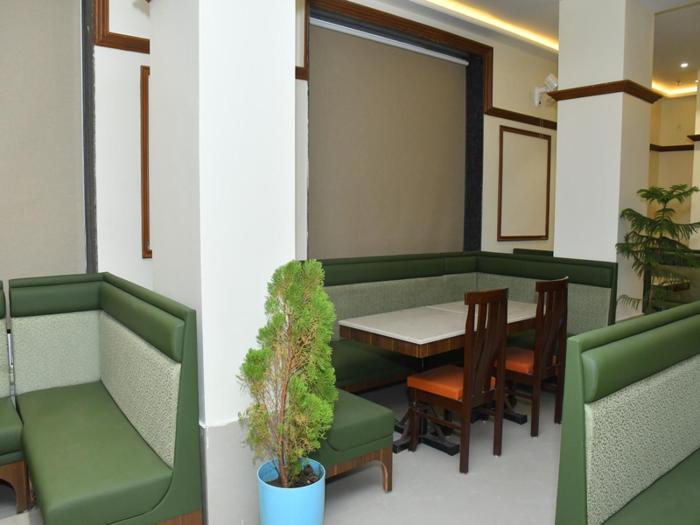 hotel regenta blu