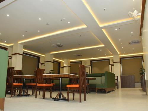 hotel regenta blu