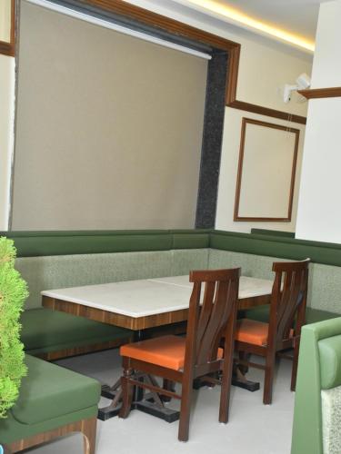 hotel regenta blu