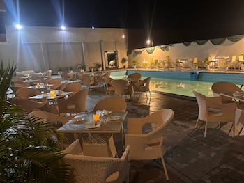 ambaram hotel and resort