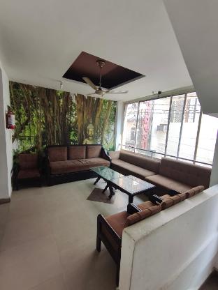 hotel aashray