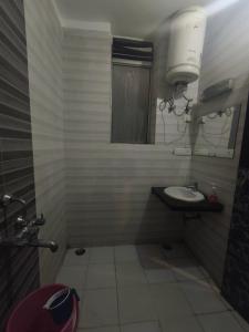 hotel aashray