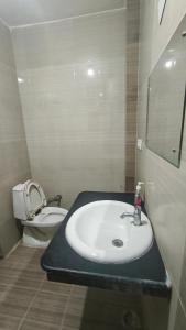 hotel aashray