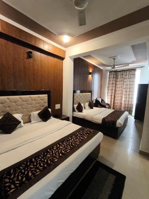 hotel aashray