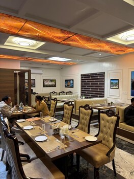 the silk route resort