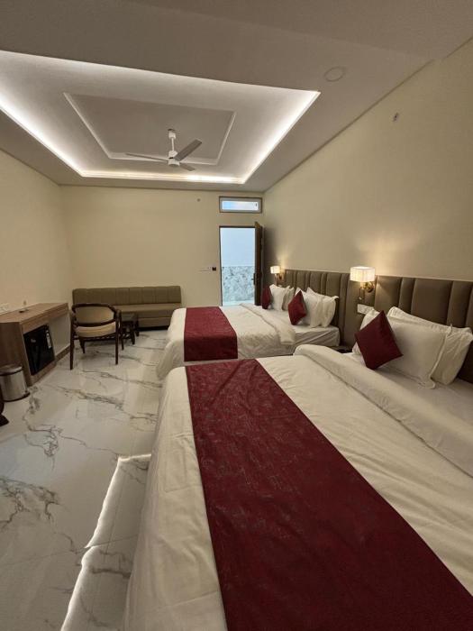 the silk route resort