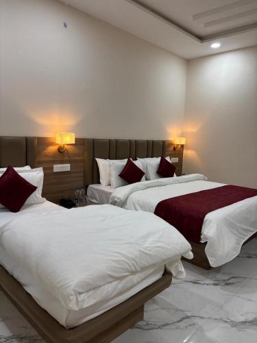the silk route resort