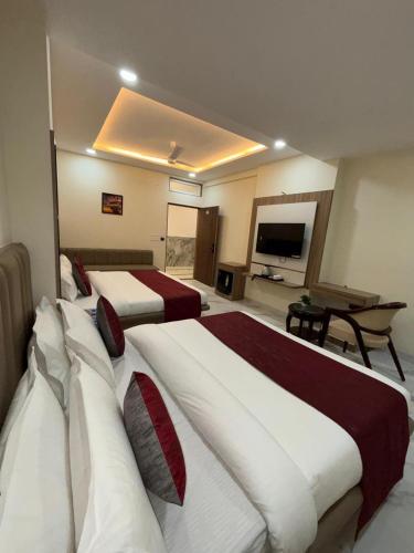 the silk route resort