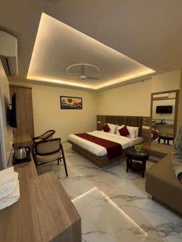 the silk route resort