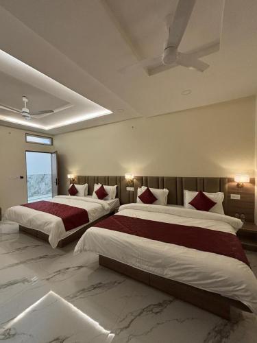the silk route resort