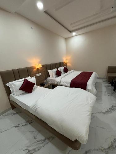 the silk route resort
