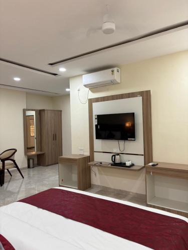 the silk route resort