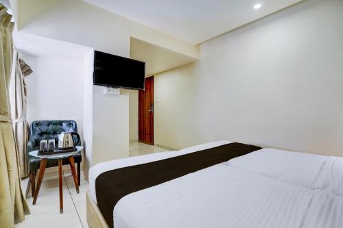 super townhouse vadodara railway junction formerly hotel unique