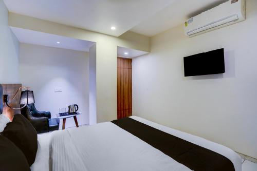 super townhouse vadodara railway junction formerly hotel unique