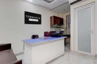 townhouse phase 3 dlf cyber city