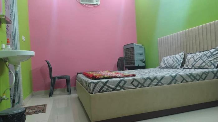 hotel aparna palace
