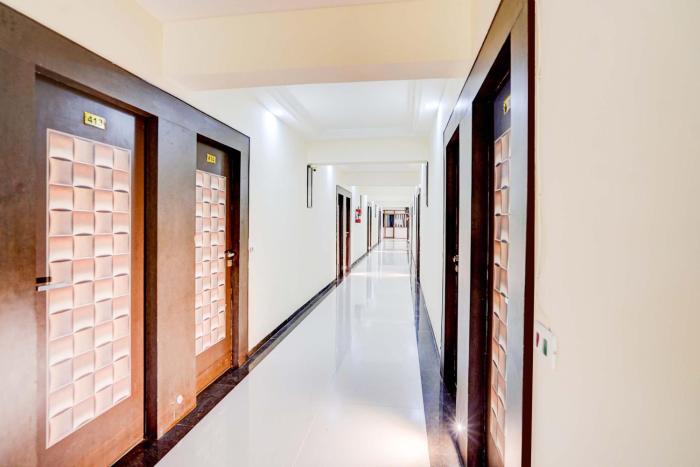 super collection o infocity metro station gandhinagar formerly hotel grand krishna