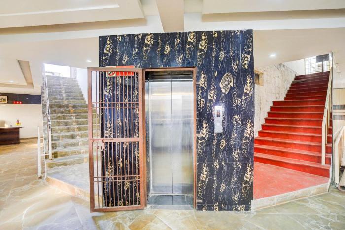 super collection o infocity metro station gandhinagar formerly hotel grand krishna