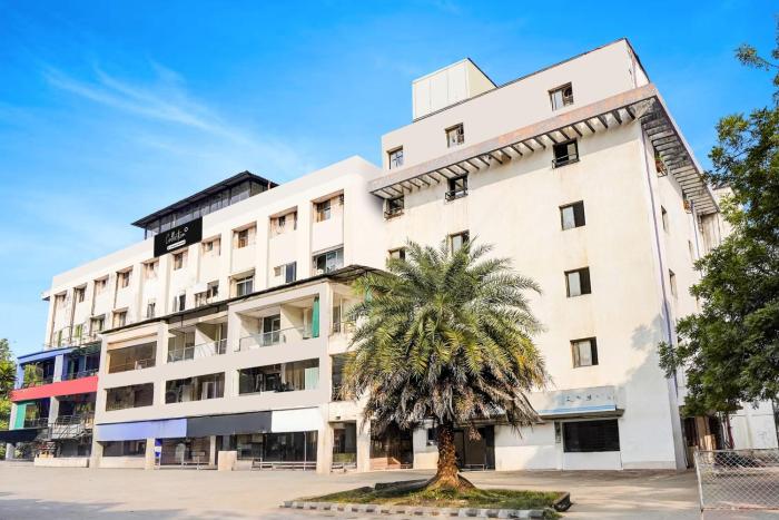 super collection o infocity metro station gandhinagar formerly hotel grand krishna