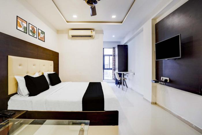 super collection o infocity metro station gandhinagar formerly hotel grand krishna