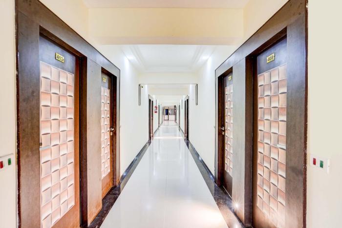 super collection o infocity metro station gandhinagar formerly hotel grand krishna