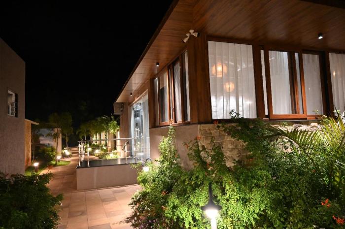 shettars kusum resort