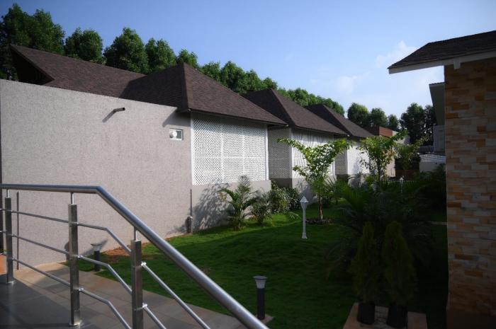 shettars kusum resort