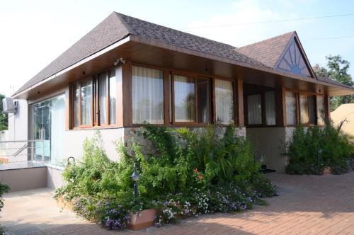 shettars kusum resort