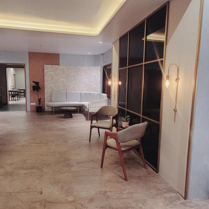 the sapphire hotel