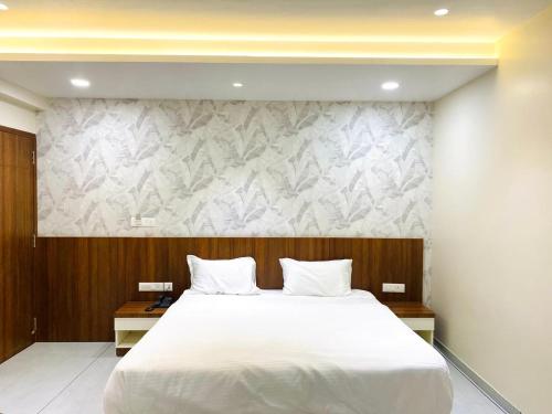 the sapphire hotel