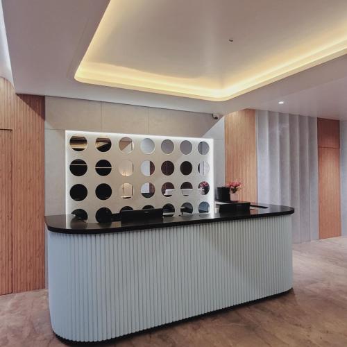 the sapphire hotel